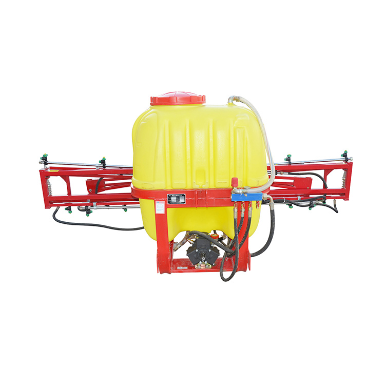 Tatlong point boom sprayer
